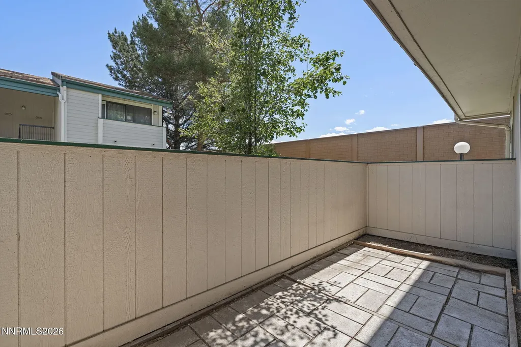 2495 Sycamore Glen Sparks NV 89434