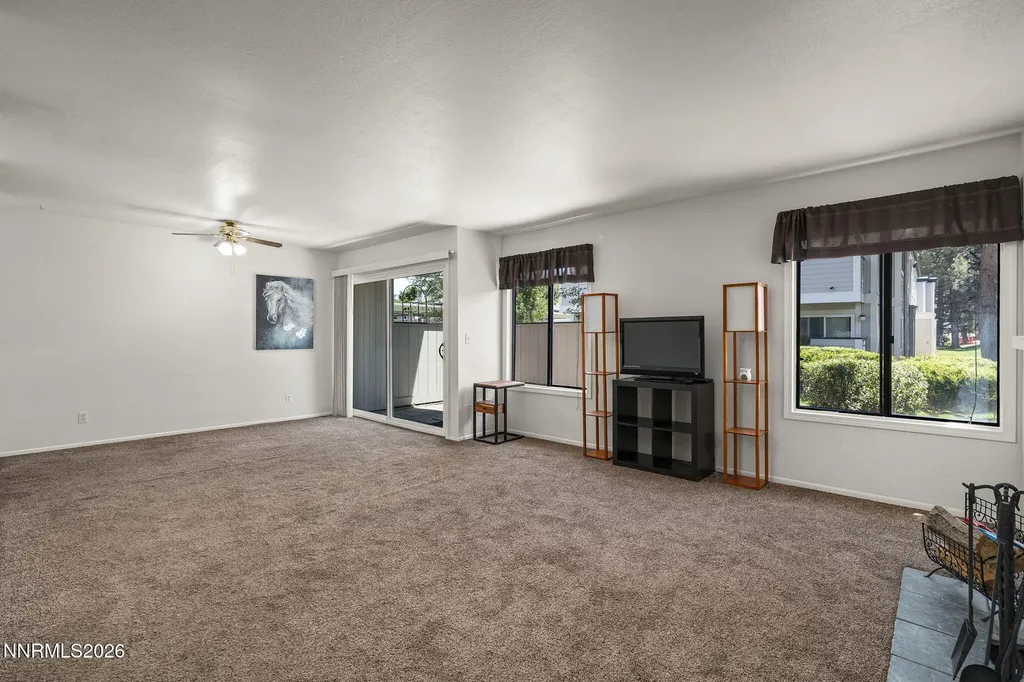 2495 Sycamore Glen Sparks NV 89434