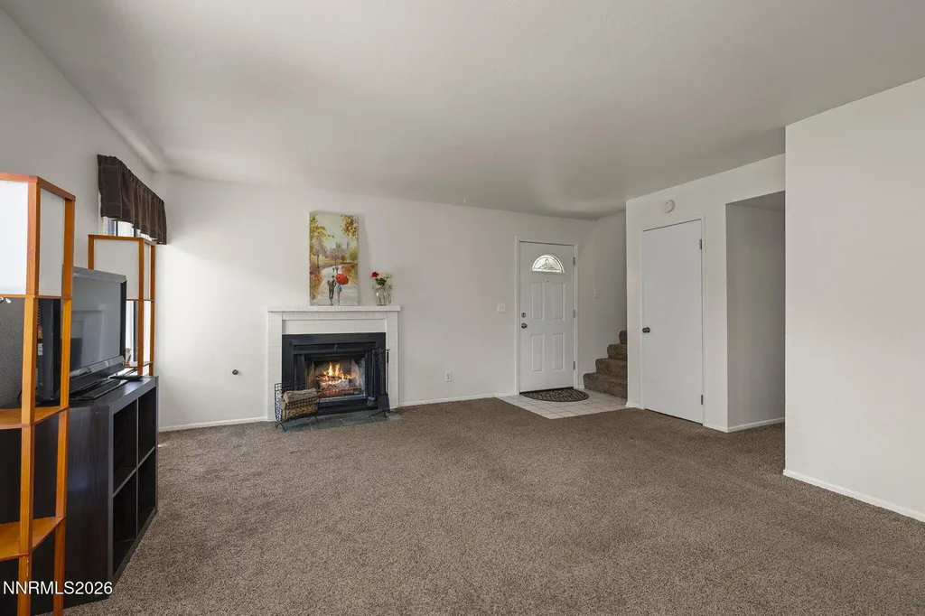 2495 Sycamore Glen Sparks NV 89434