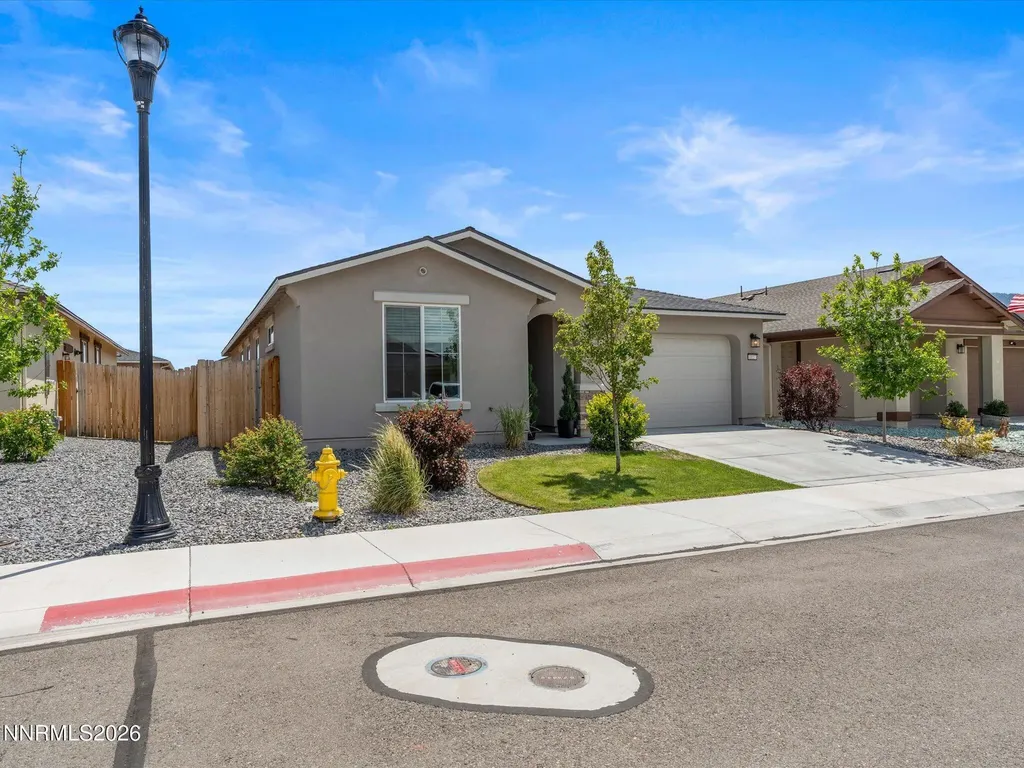1127 Dapple Minden NV 89423