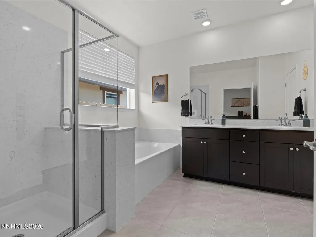 1127 Dapple Minden NV 89423