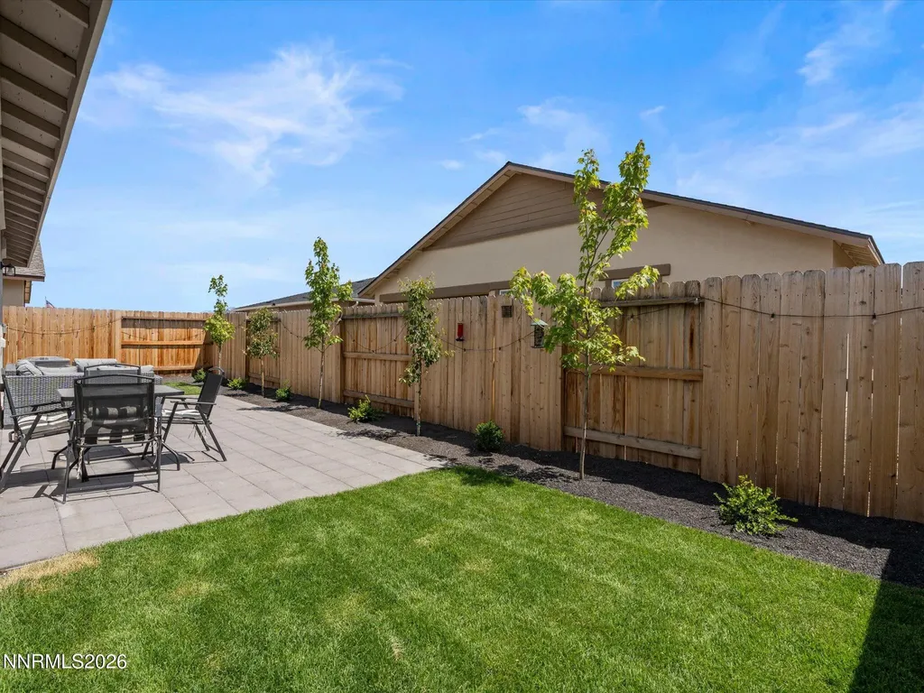 1127 Dapple Minden NV 89423