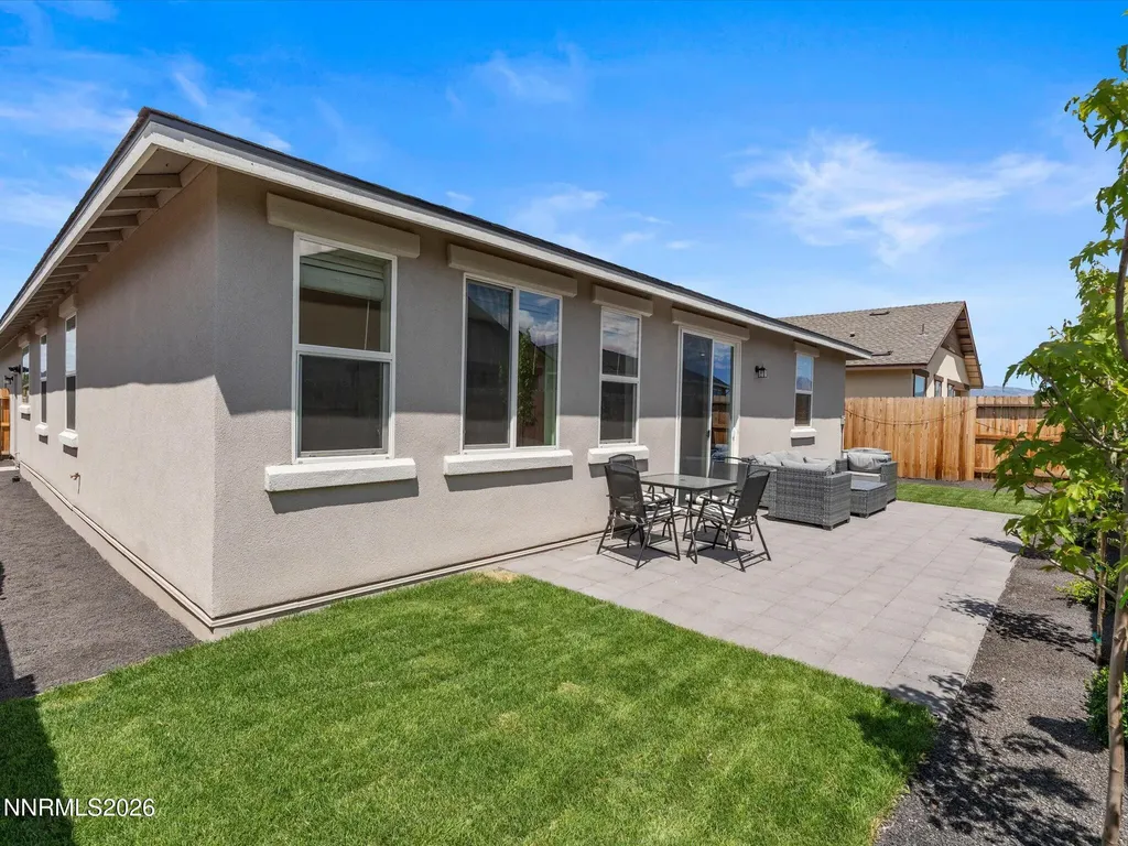 1127 Dapple Minden NV 89423