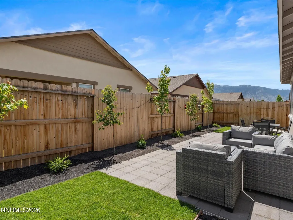 1127 Dapple Minden NV 89423