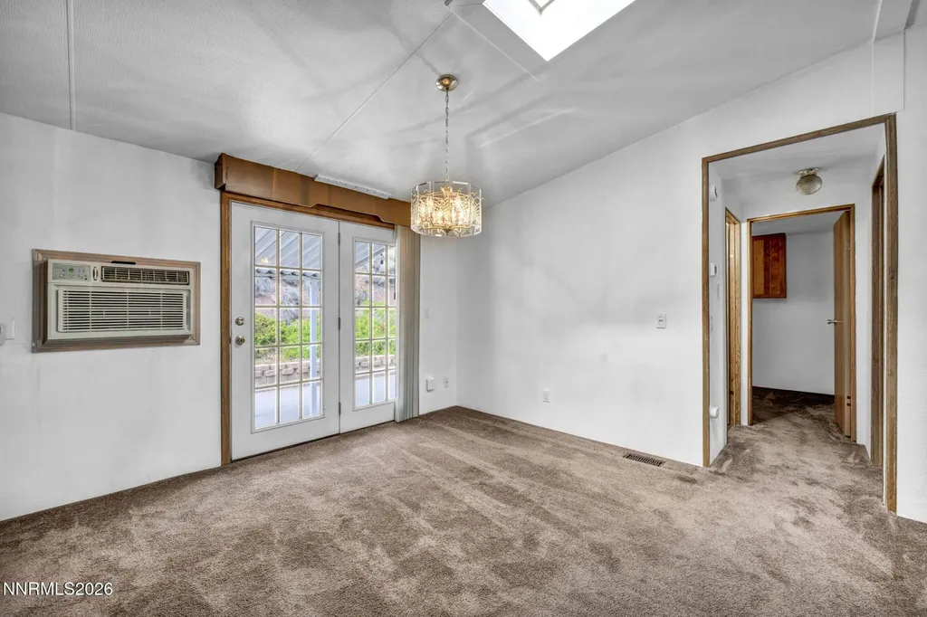 435 Cloutier Sun Valley NV 89433