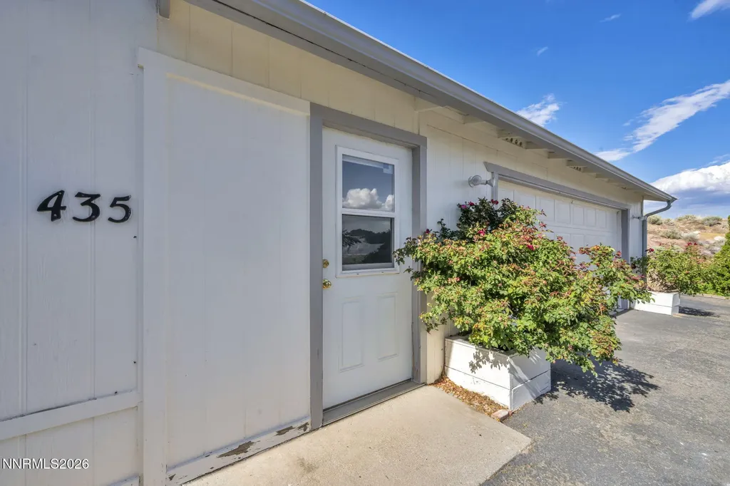 435 Cloutier Sun Valley NV 89433