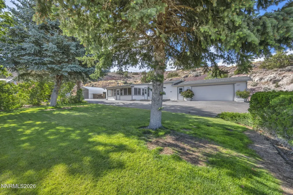 435 Cloutier Sun Valley NV 89433
