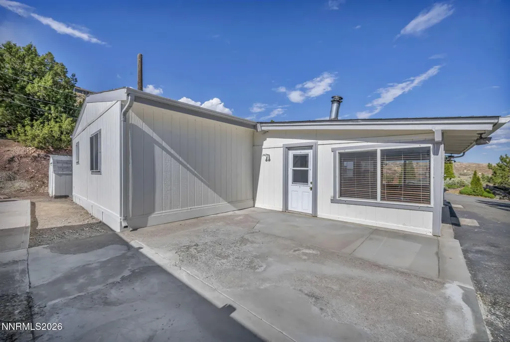 435 Cloutier Sun Valley NV 89433
