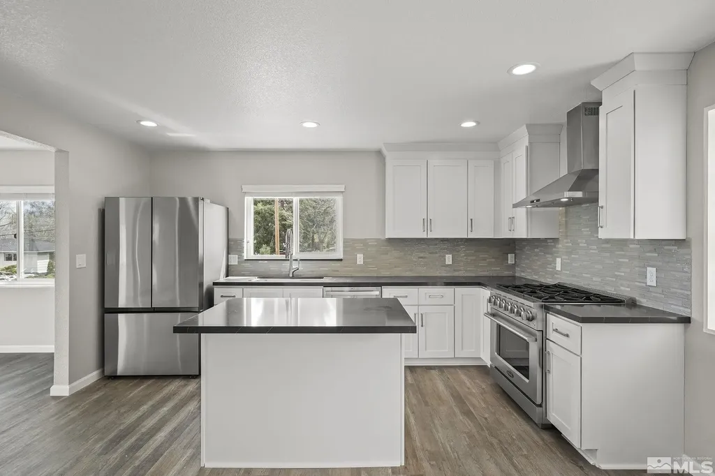 2315 Armstrong Reno NV 89509