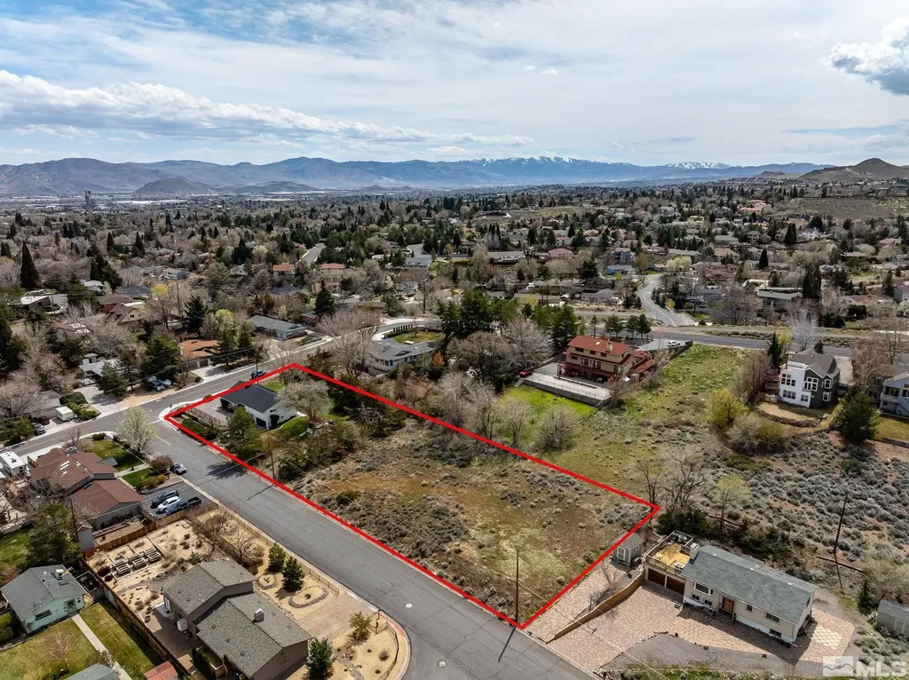 2315 Armstrong Reno NV 89509