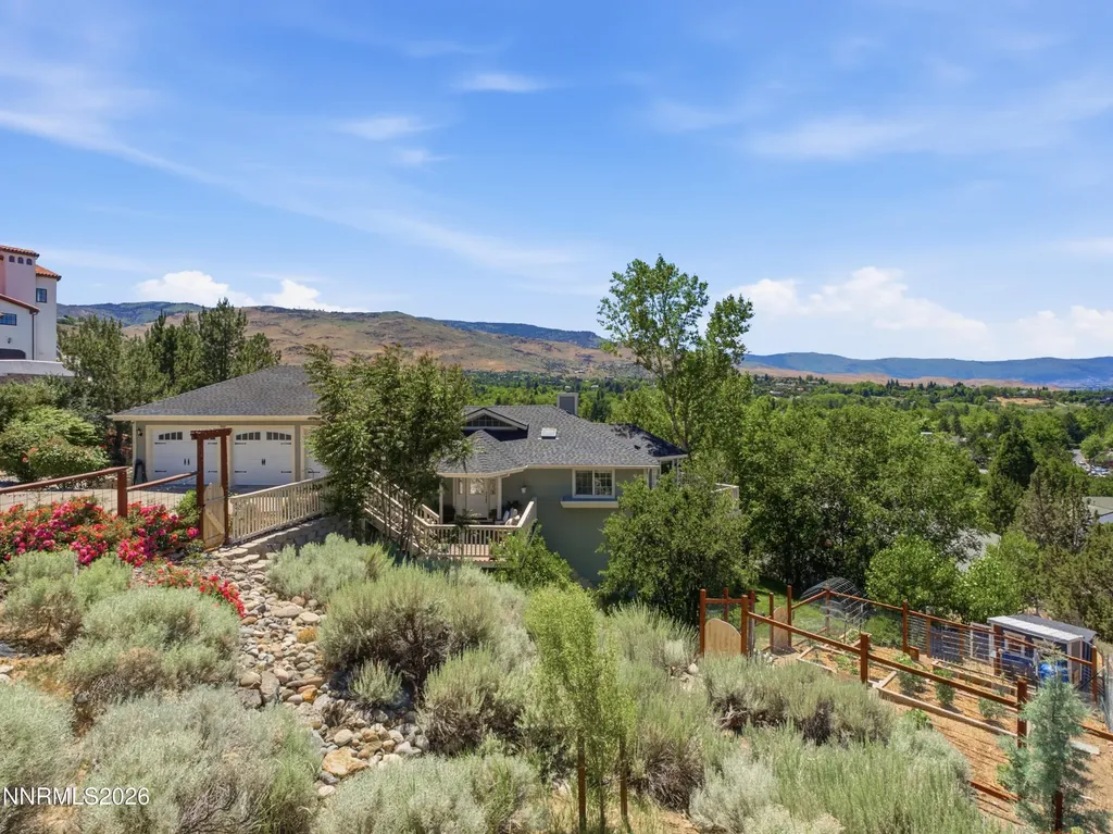 3195 Heatheridge Reno NV 89509