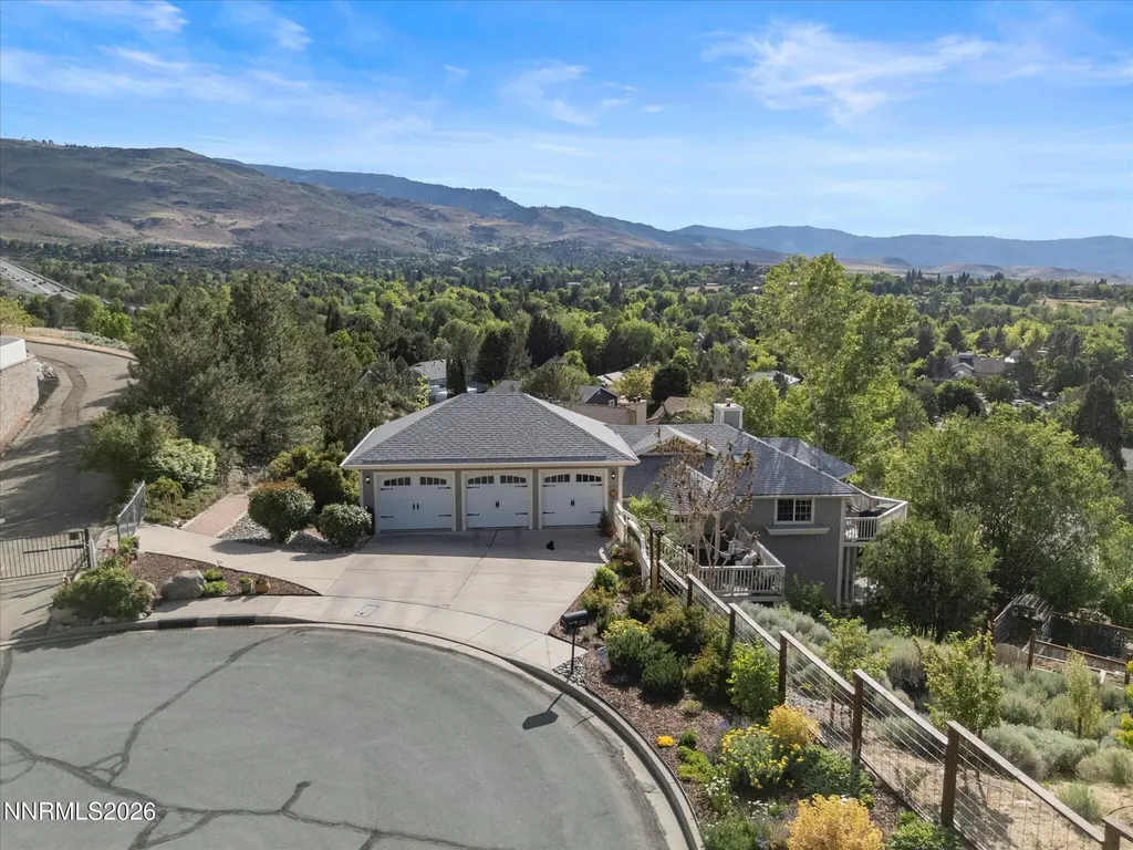 3195 Heatheridge Reno NV 89509