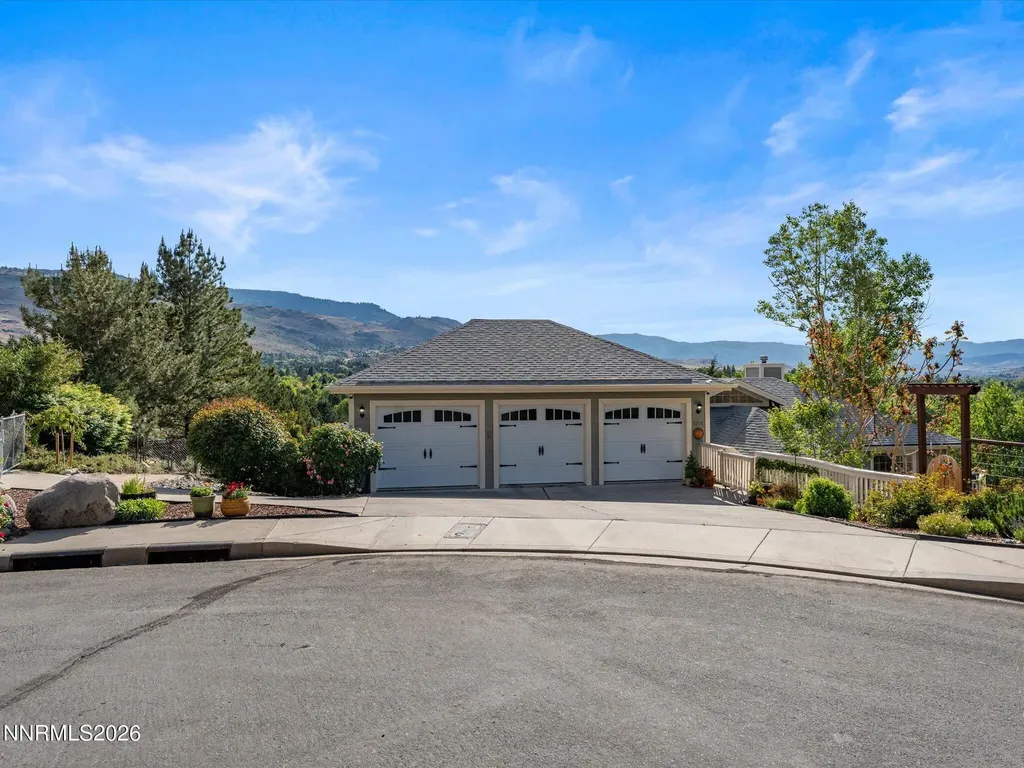 3195 Heatheridge Reno NV 89509