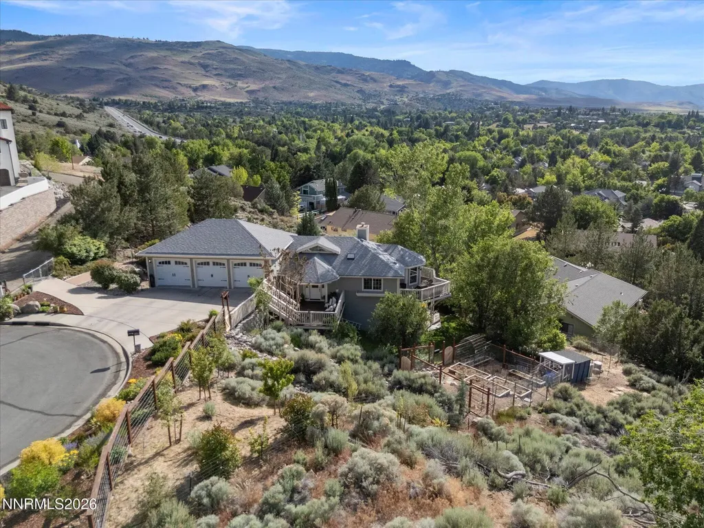 3195 Heatheridge Reno NV 89509