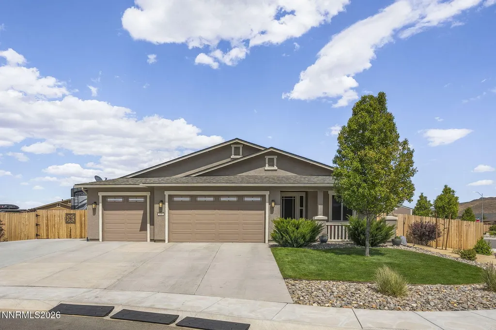 100 Amberwood Dayton NV 89403