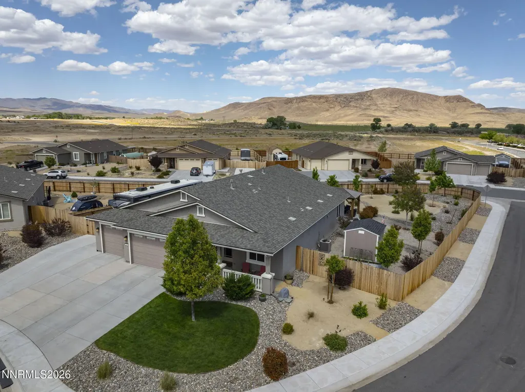 100 Amberwood Dayton NV 89403