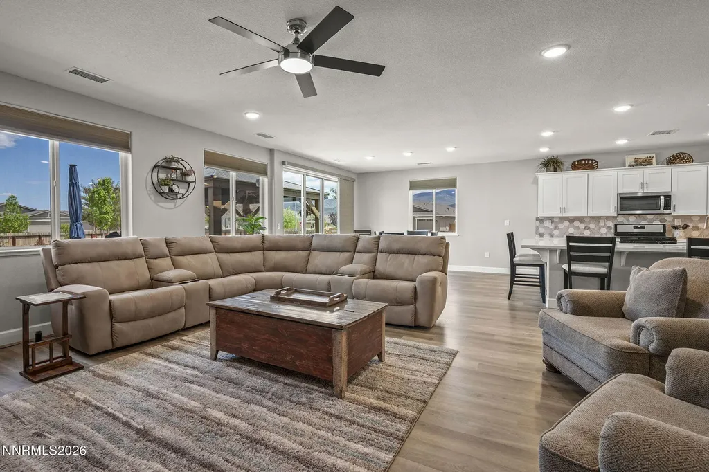 100 Amberwood Dayton NV 89403