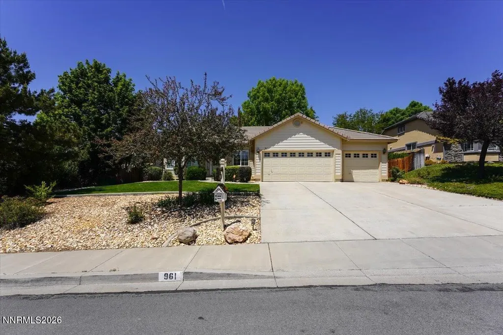 961 University Park Reno NV 89512