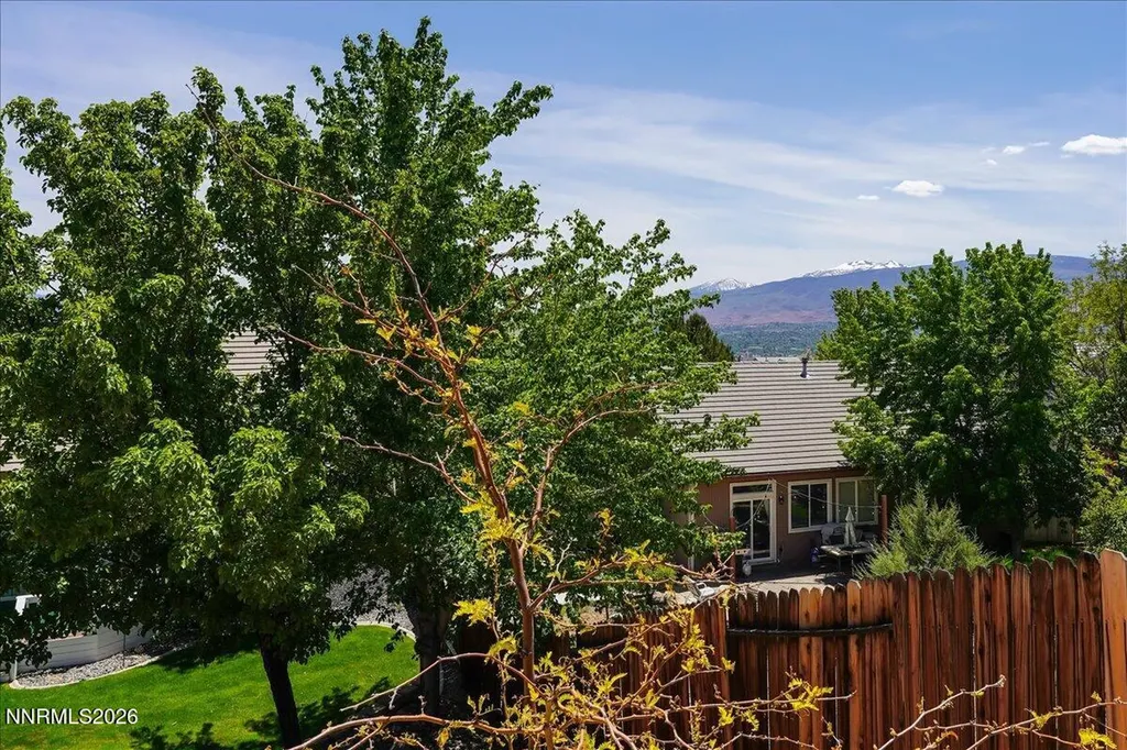 961 University Park Reno NV 89512