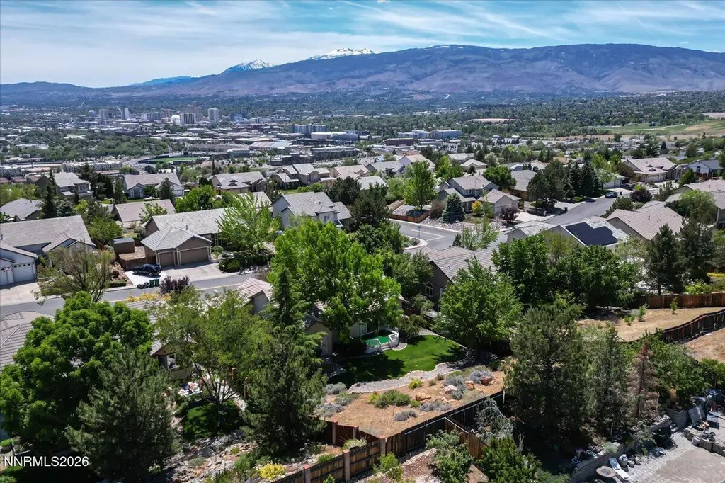 961 University Park Reno NV 89512