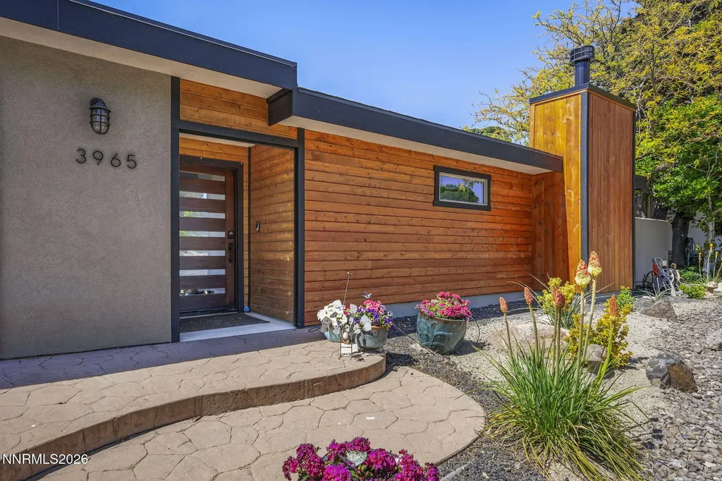 3965 Skyline Reno NV 89509