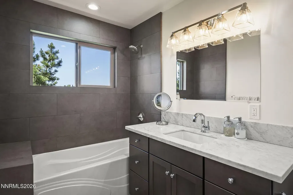 3965 Skyline Reno NV 89509