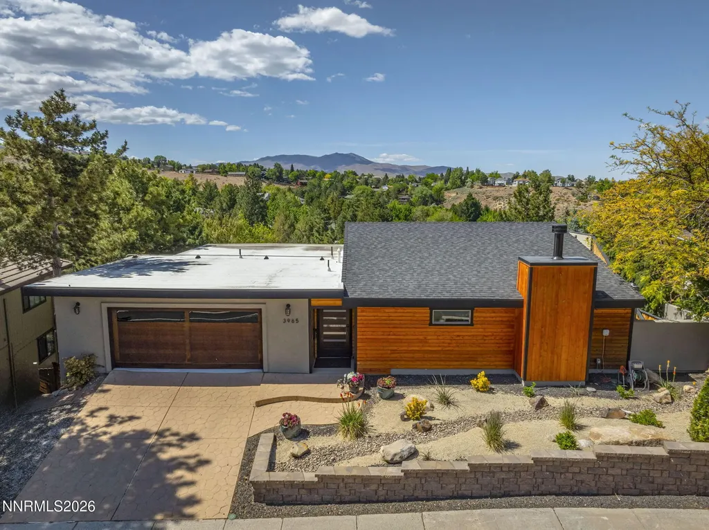 3965 Skyline Reno NV 89509
