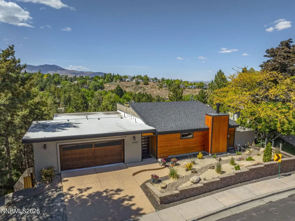 3965 Skyline Reno NV 89509