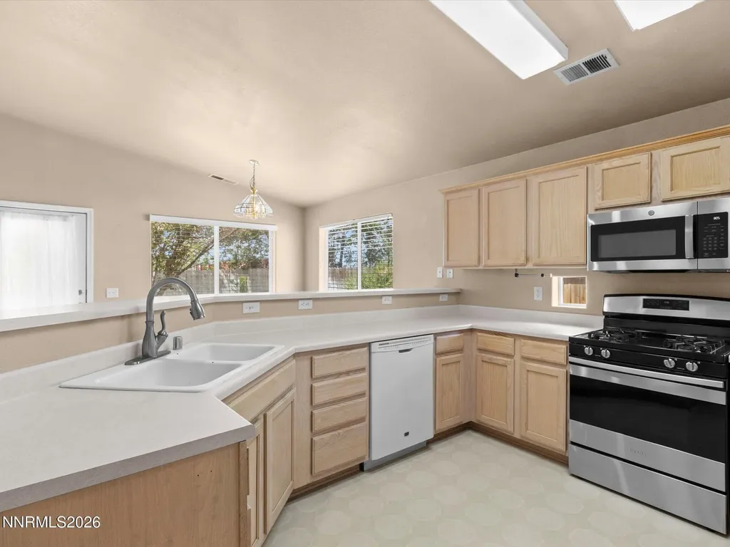 892 Valley Crest Carson City NV 89705