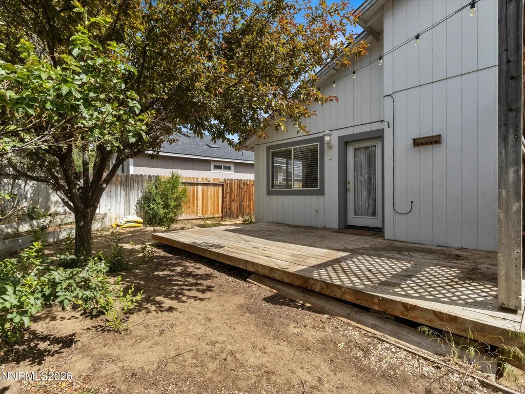 892 Valley Crest Carson City NV 89705