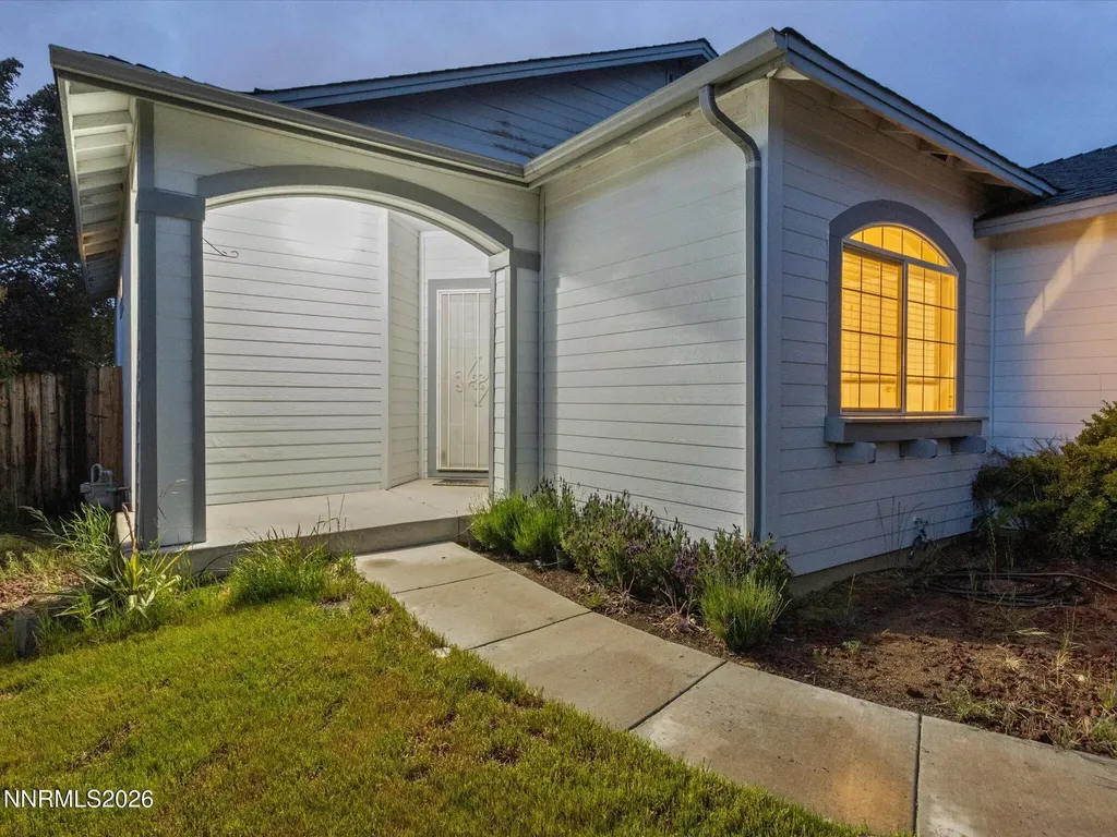 892 Valley Crest Carson City NV 89705