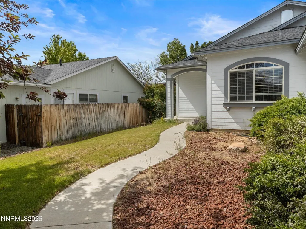 892 Valley Crest Carson City NV 89705