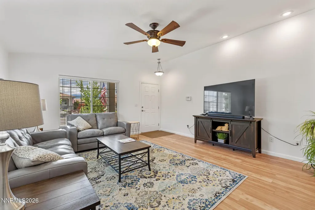 18324 Panda Bear Reno NV 89508