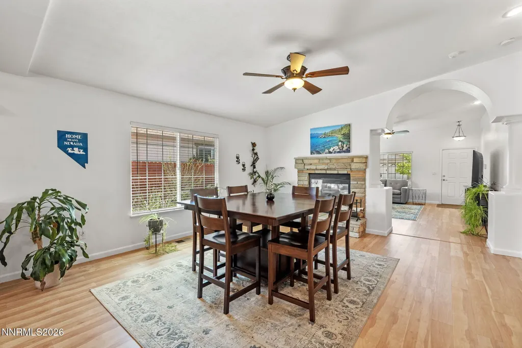 18324 Panda Bear Reno NV 89508