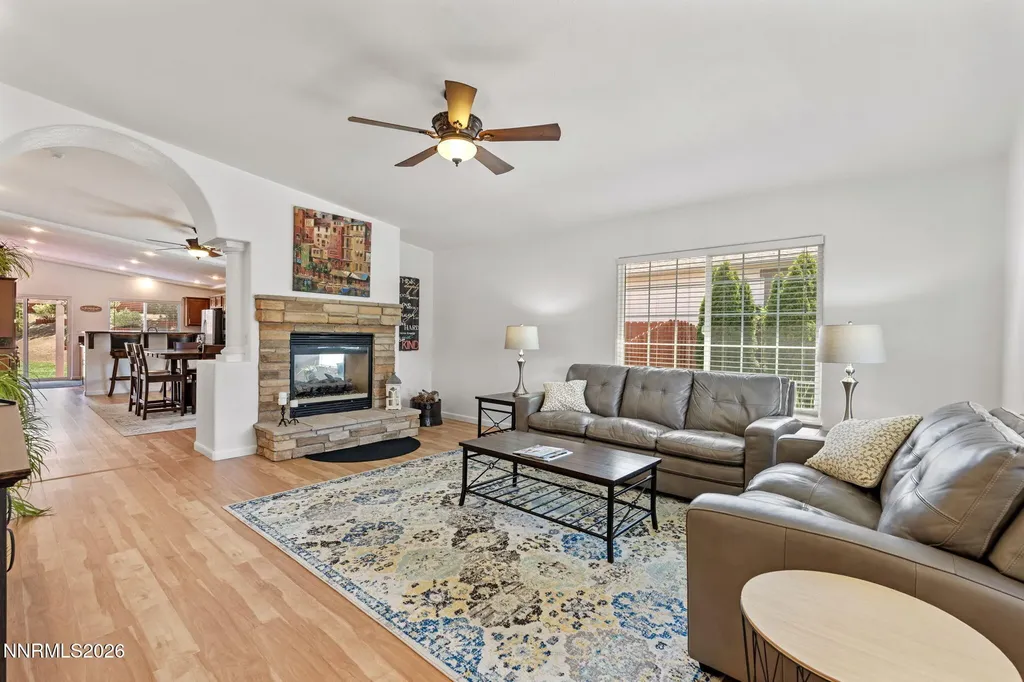 18324 Panda Bear Reno NV 89508