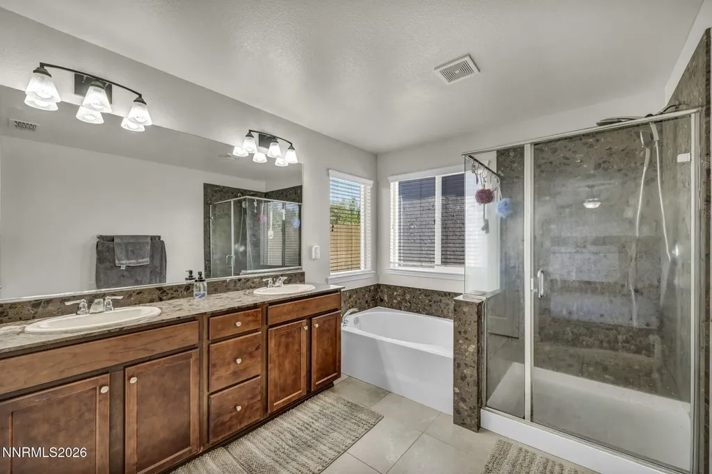 121 Bethpage Dayton NV 89403