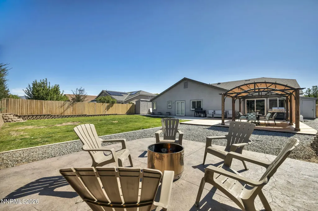121 Bethpage Dayton NV 89403