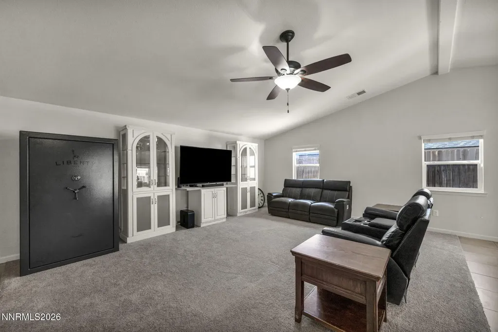 121 Bethpage Dayton NV 89403