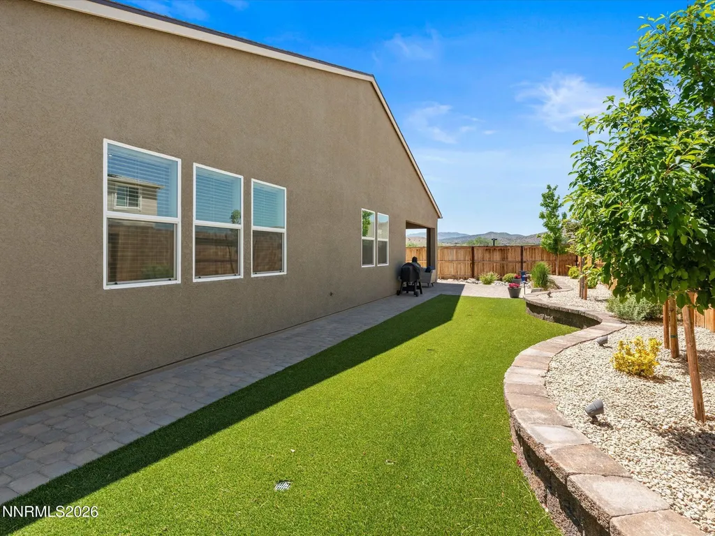 1802 Red Loam Sparks NV 89436