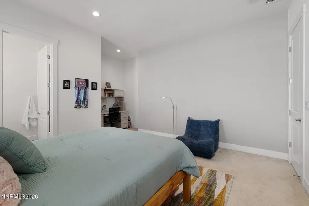 6110 Pleasant Oak Reno NV 89509