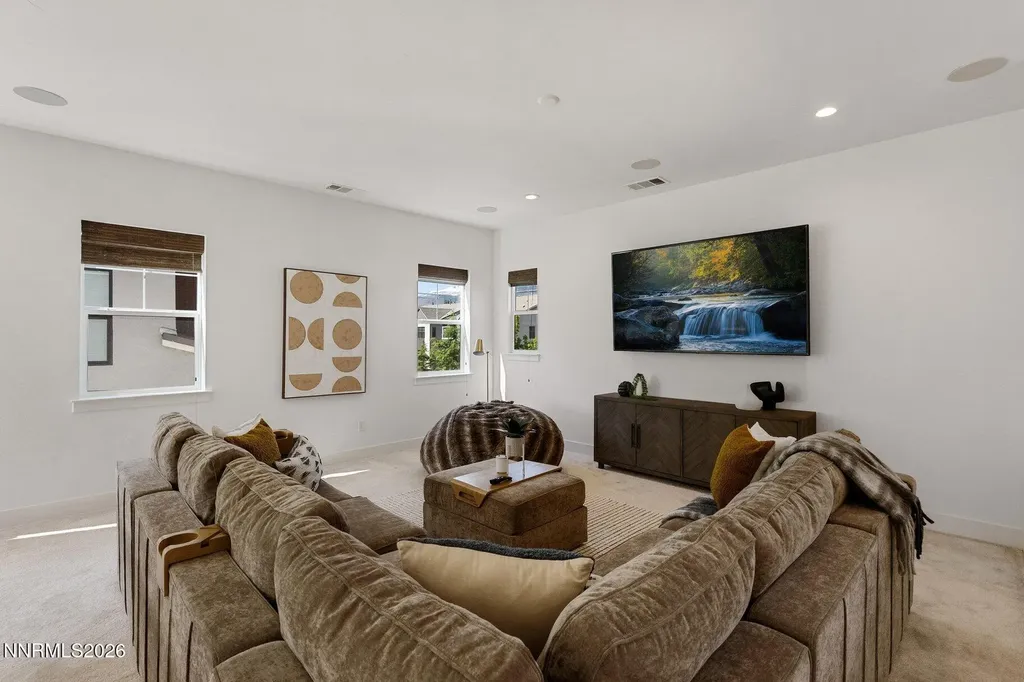 6110 Pleasant Oak Reno NV 89509