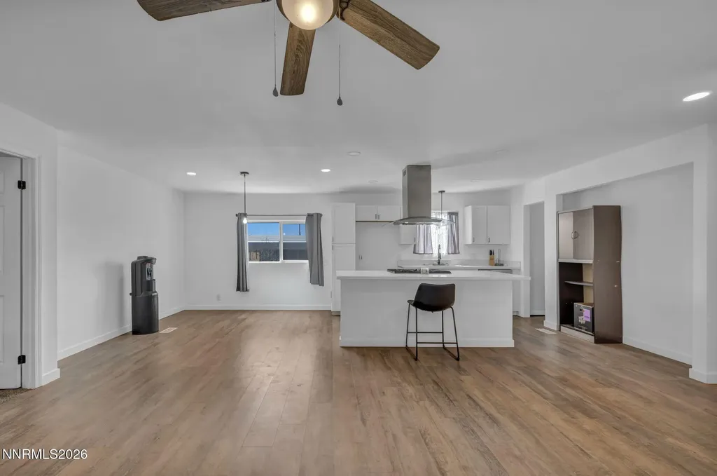 3715 Deodar Silver Springs NV 89429