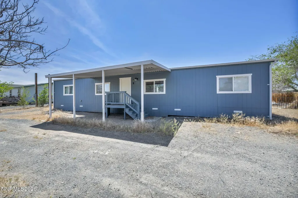 3715 Deodar Silver Springs NV 89429