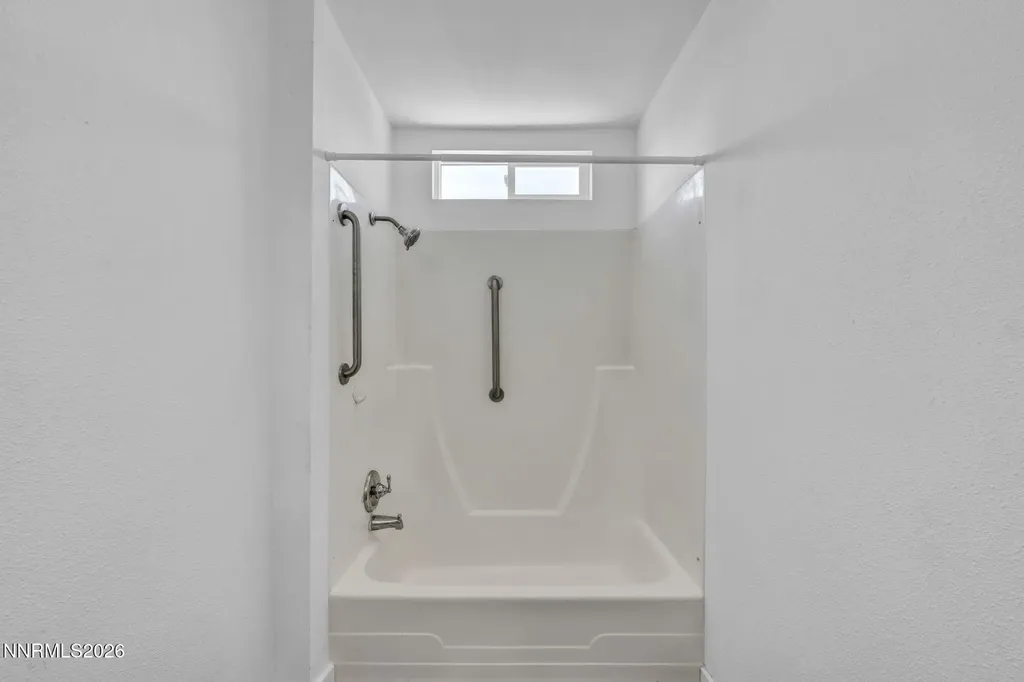 3715 Deodar Silver Springs NV 89429