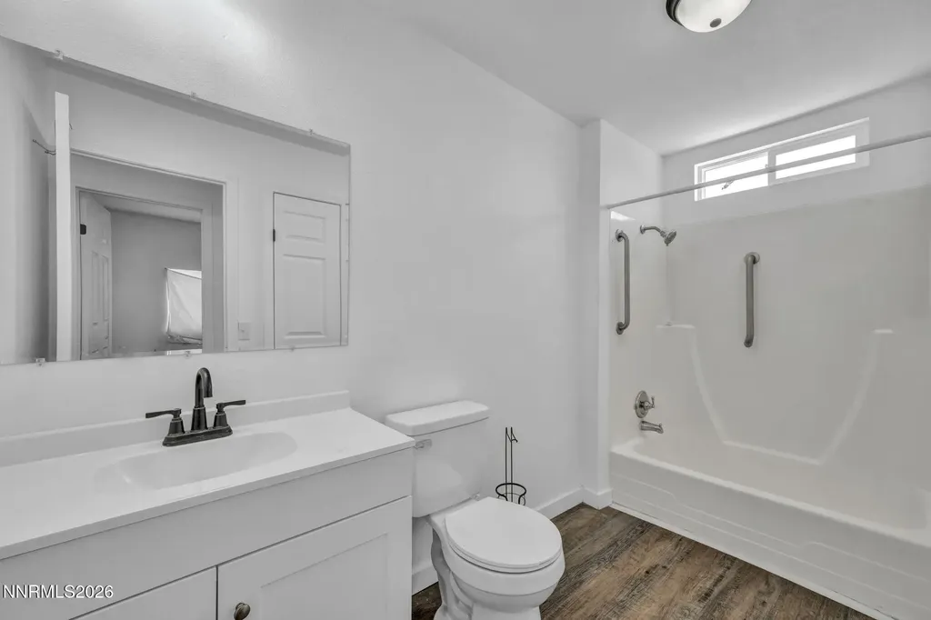 3715 Deodar Silver Springs NV 89429