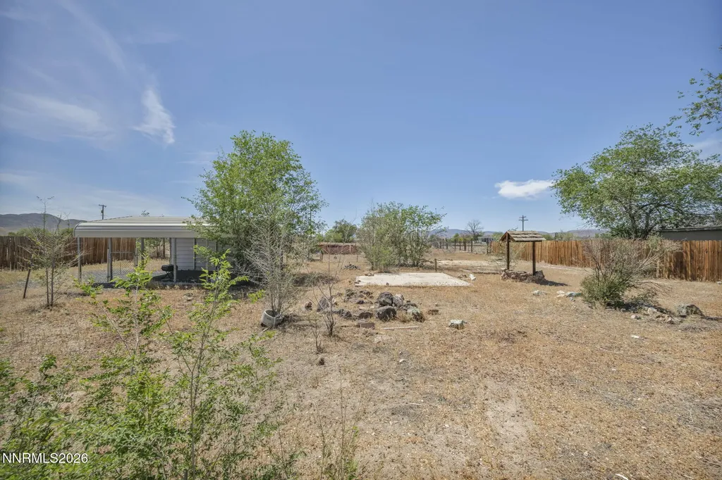 3715 Deodar Silver Springs NV 89429