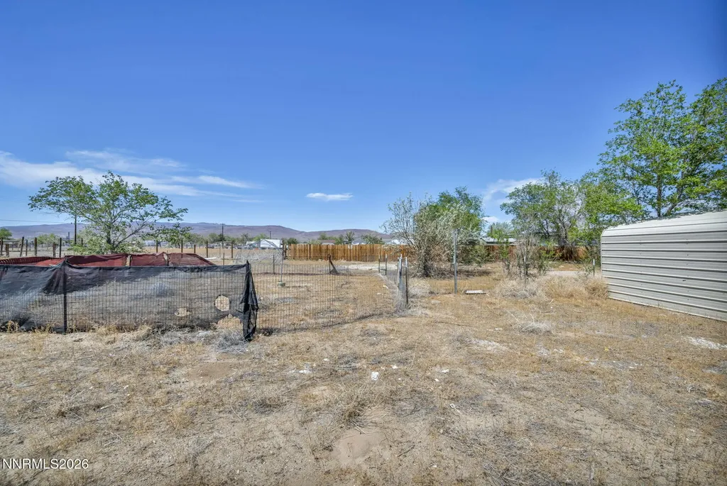 3715 Deodar Silver Springs NV 89429