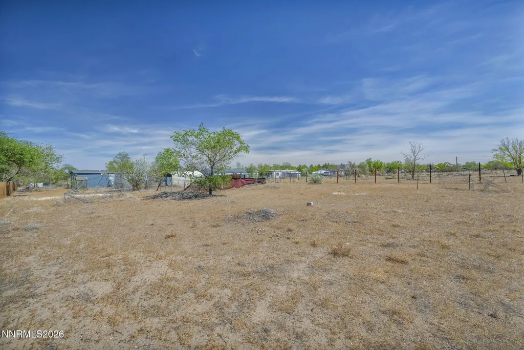 3715 Deodar Silver Springs NV 89429