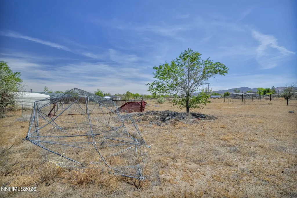 3715 Deodar Silver Springs NV 89429