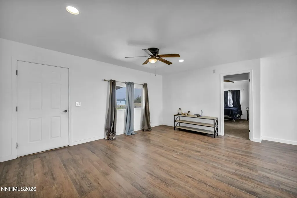 3715 Deodar Silver Springs NV 89429